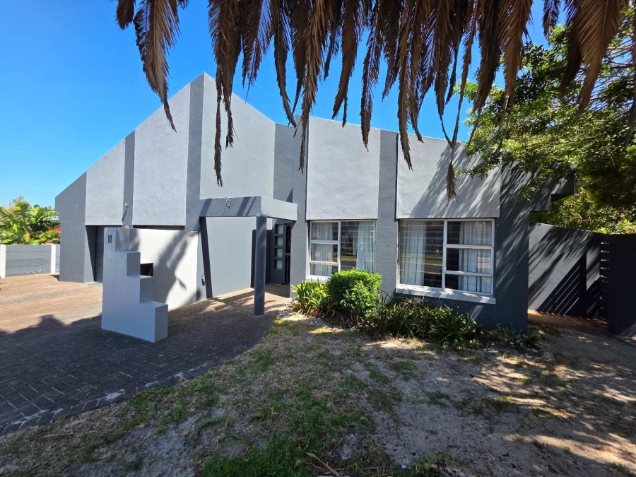 3 Bedroom Property for Sale in Welgelegen Western Cape